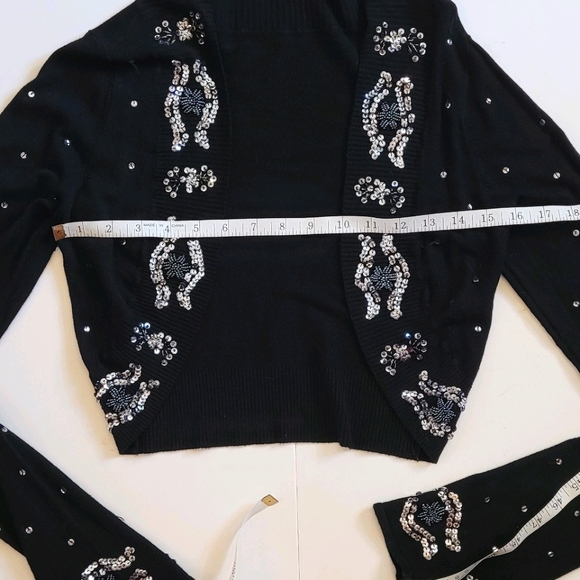 Cropped Sequined sweater - Picture 4 of 8